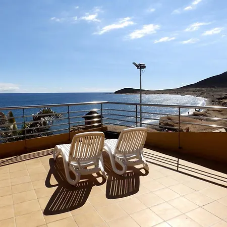 Apartamento Duplex Playa Medano - By Interhome